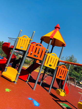 Amenajare loc de joaca - Comuna Berceni, IF [3]