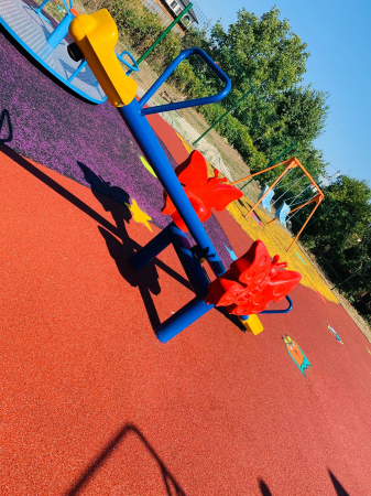 Amenajare loc de joaca - Comuna Berceni, IF [10]