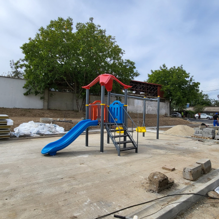 Amenajare loc de joaca - Dobroiesti, IF [2]