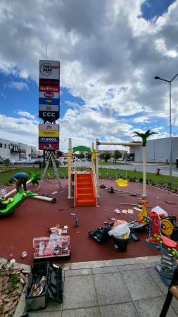 Amenajare loc de joaca - FUNSHOP PARK Turda, CJ [34]