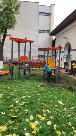 Amenajare loc de joaca Gradinita Ion Simionescu - Orasul IASI