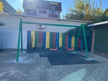 Amenajare loc de joaca - GRADINIŢA MAGIC WORLD KINDERGARTEN BUCUREȘTI SECTOR 6 [2]