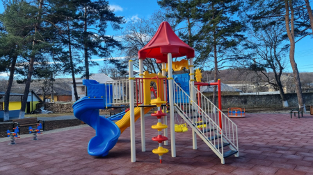 Amenajare loc de joaca si echipamente fitness - Comuna Bodesti, NT