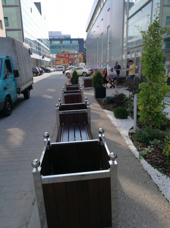 Amenajare mobilier urban cladirea RBC - Bucuresti, Romania [3]