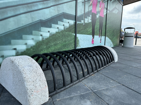 Amenajare mobilier urban rastel biciclete si cosuri de gunoi din beton FUNSHOP PARK Vaslui, VS [26]