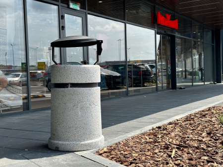 Amenajare mobilier urban rastel biciclete si cosuri de gunoi din beton FUNSHOP PARK Vaslui, VS [9]