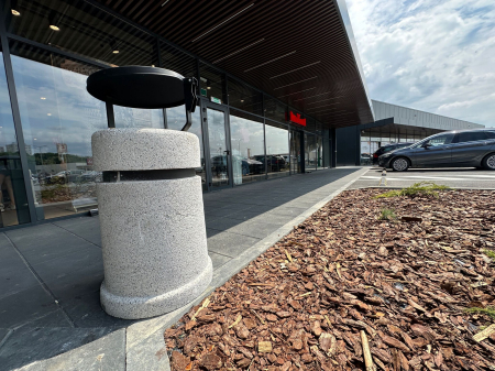 Amenajare mobilier urban rastel biciclete si cosuri de gunoi din beton FUNSHOP PARK Vaslui, VS [3]