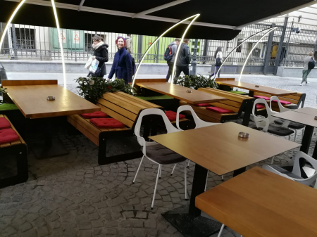 Portofoliu - Amenajare mobilier urban terasa Pact - Centru Vechi, Bucuresti