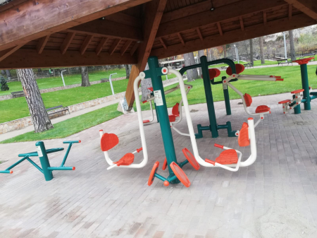 Amenajare parc echipamente fitness - Olanesti, VL [1]