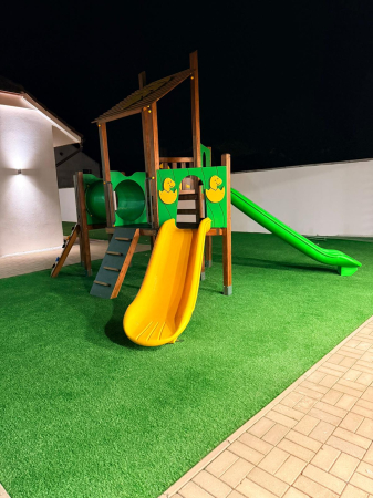 Loc de joaca exterior Arad, AR [10]