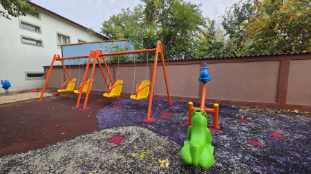 Loc de joaca exterior Gradinita Nr. 1 Fundeni, DOBROIESTI [6]