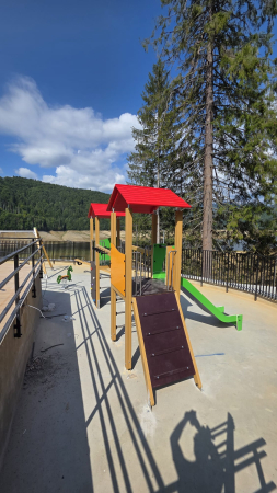 Loc de joaca exterior Hotel Vidraru Transfagarasani, AG