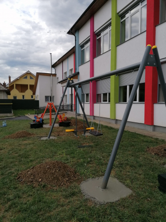 Loc de joaca Gradinita cu Program Prelungit Nr.7 din Localitatea Negresti-Oas, SM [10]
