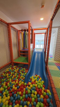 Loc de joaca interior Hotel Vidraru Transfagarasani, AG [9]
