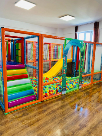 Loc de joaca interior Iasi, IS [1]