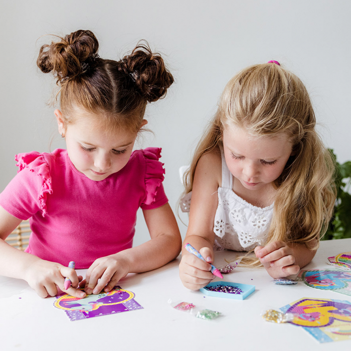 Studio creativ 2 in 1 cu unicorni, pictura cu diamante si bratari [7]