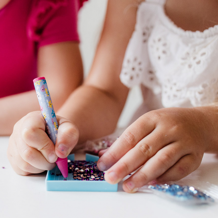 Studio creativ 2 in 1 cu unicorni, pictura cu diamante si bratari [6]