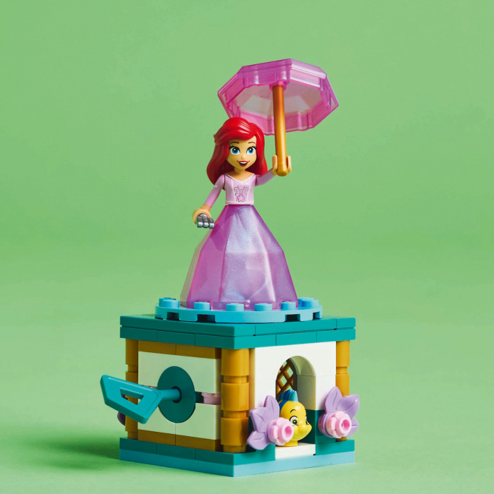 Ariel facând piruete [8]