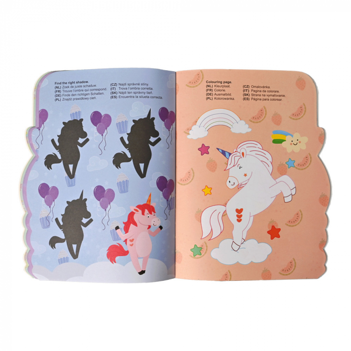 Carte de colorat cu activitati si abtibilduri - unicorn [4]