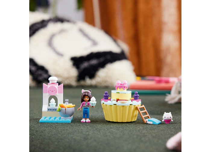 Distractie in bucatarie, Gabby s Dollhouse [6]