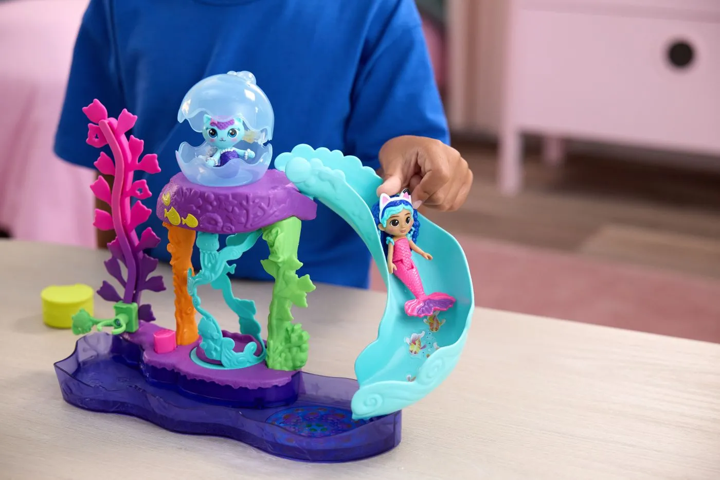 GABBYS DOLLHOUSE FILMUL SET ACVARIUL COLORAT CU FIGURINA SI ACCESORII [4]