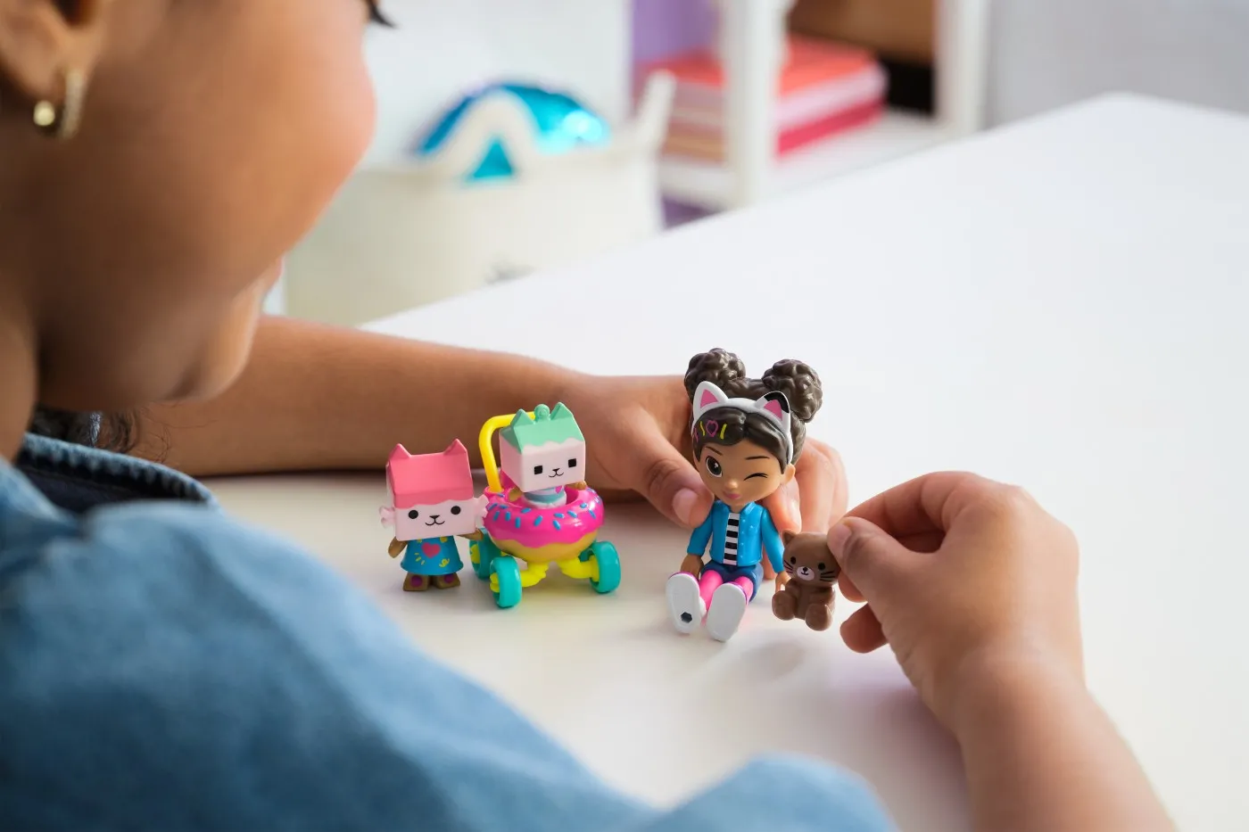 GABBYS DOLLHOUSE SET FIGURINE KITTY CARE [4]