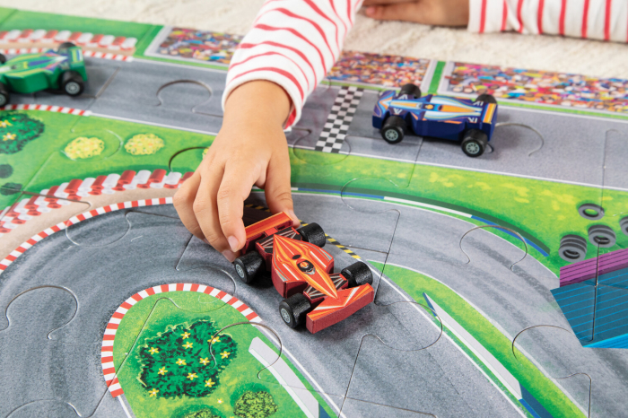 Joc 2 in 1, Puzzle and play, Masini de curse, Peaceable Kingdom [11]