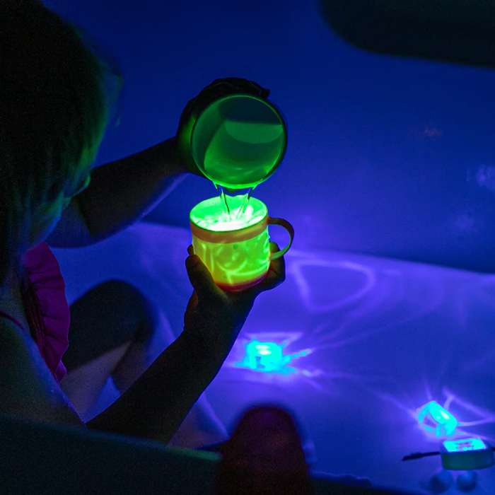 Jucarie senzoriala luminoasa Pippa Glo Cube, verde [5]
