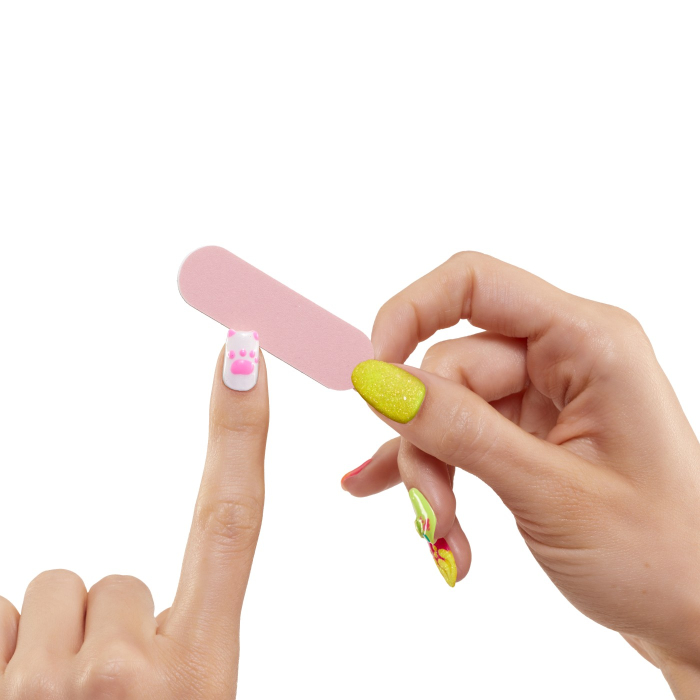 L.O.L. SURPRISE! OMG SWEET NAILS KITTY K CAFÉ SET PAPUSA CU ACCESORII [8]