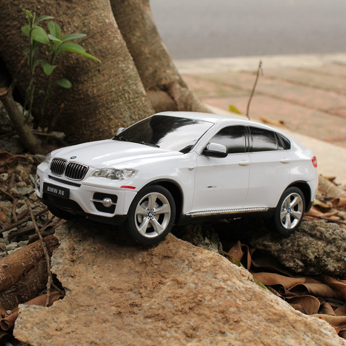 Mașină cu telecomandă BMW X6 alb cu scara 1 la 24 [3]