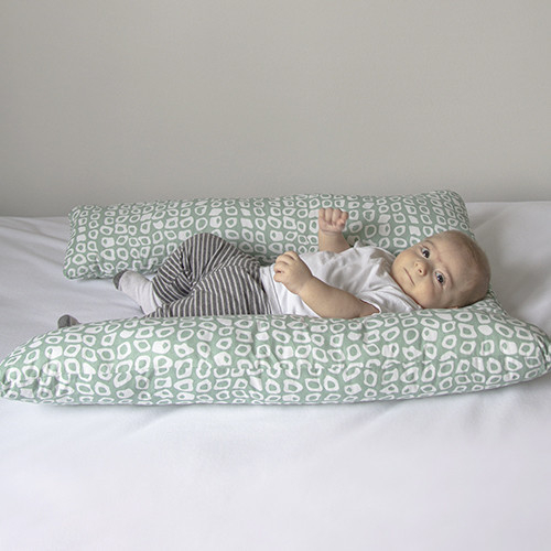 Perna 3 in 1 : babynest, pentru gravide si pentru alaptare in forma de U BabyJem (Culoare: Verde) [3]