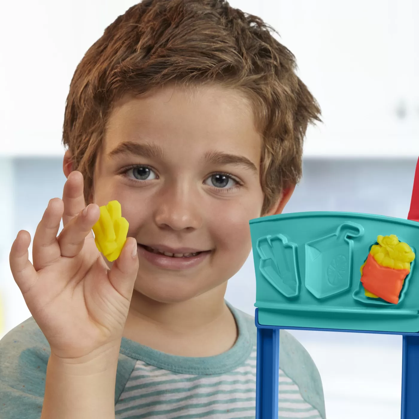 PLAYDOH SET SET RESTAURANTUL [2]
