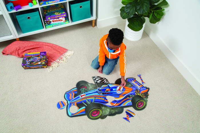 Puzzle de podea in forma de masina de curse, Racecar Floor Puzzle [5]