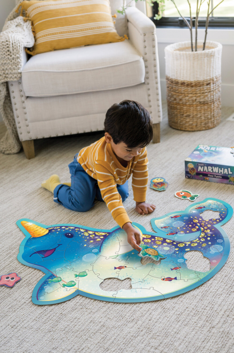 Puzzle de podea in forma de narval, Narwhal floor puzzle, Peaceable Kingdom [4]