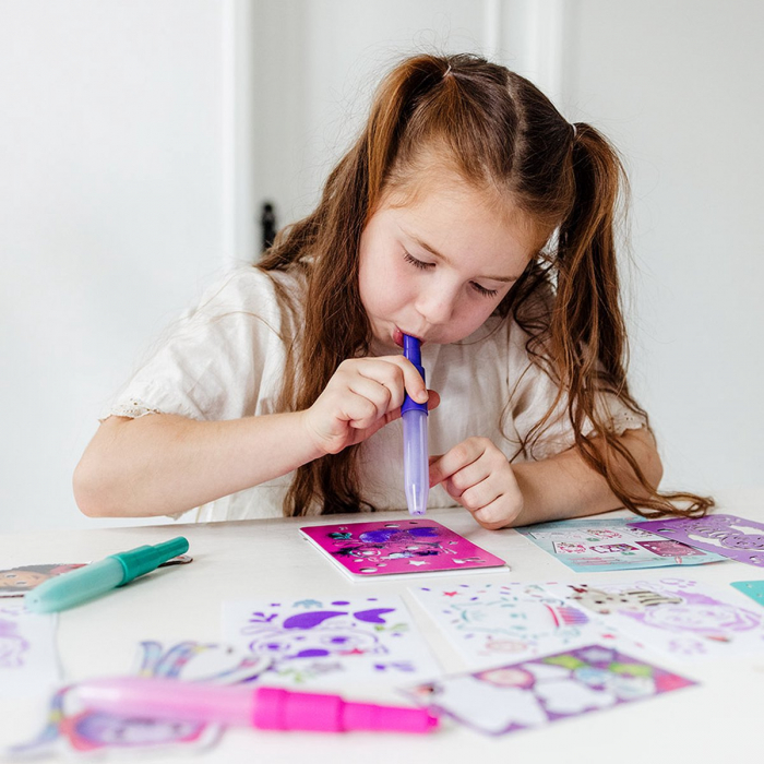 Set creativ 3 in 1, Bratari cu pandantive, carioci spray si diamont painting, Gabby's Dollhouse [12]