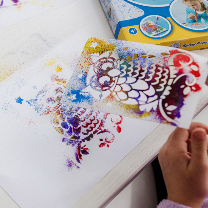 Set creativ de desenat cu sabloane si carioci spray [8]