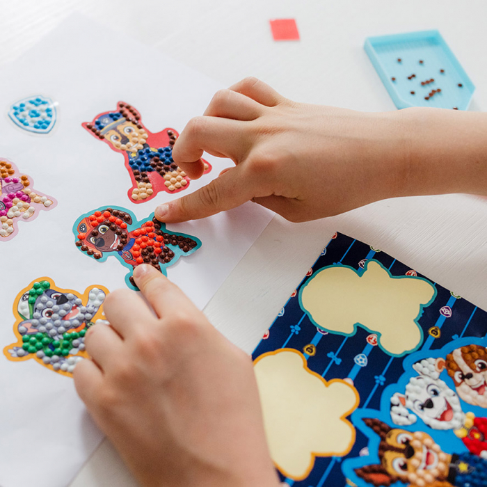 Set creativ DIY Creeaza abtibilduri cu diamond paint, Paw Patrol, Patrula Catelusilor, Totum [7]