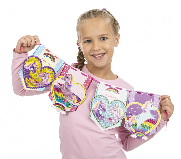 Set creativ DIY cu diamante - unicorni cu slipici [6]