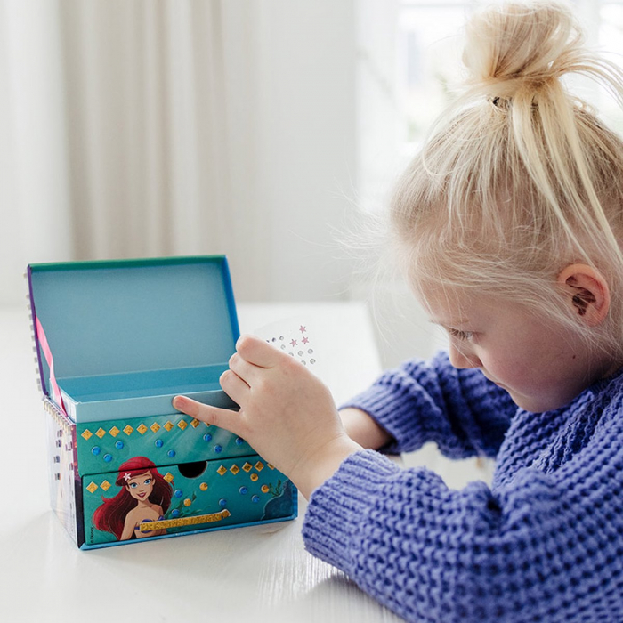 Set creativ DIY Decoreaza propria cutie de bijuterii, Disney Princess [9]
