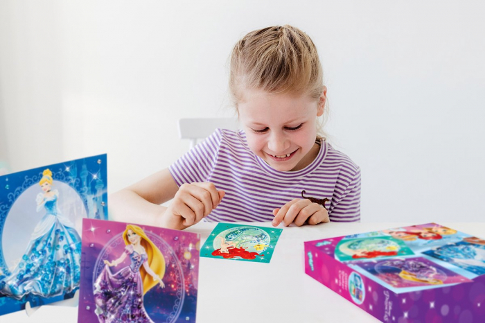 Set creativ DIY, felicitari cu slipici Disney Princess [5]
