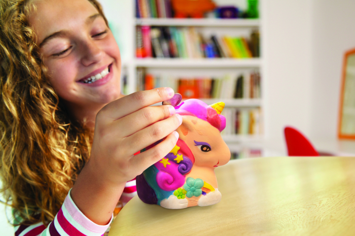 Set creativ - Picteaza propria pusculita Unicorn cu sclipici [3]