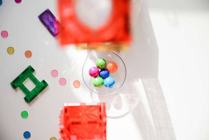 Set magnetic Magblox - 98 piese, circuit cu bile - Magbrix Marble Run [10]