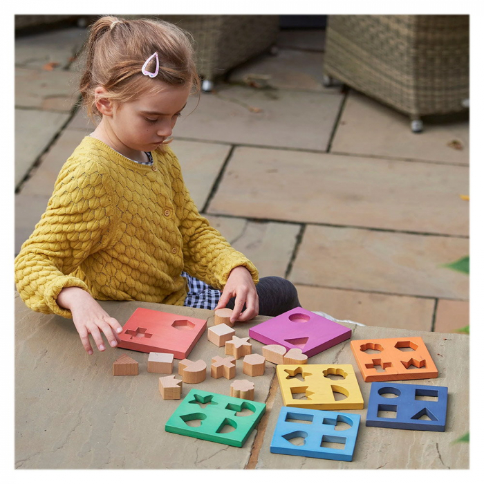 Shape Stacker, placi din lemn cu forme pentru sortat [3]