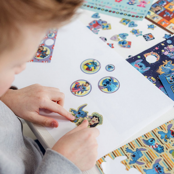 Super set abtibilduri Disney Lilo si Stitch [15]