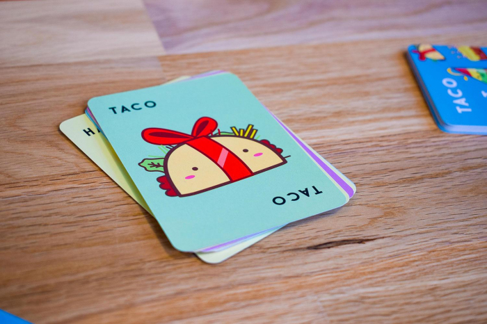 TACO, HAT, CAKE, GIFT, PIZZA [3]