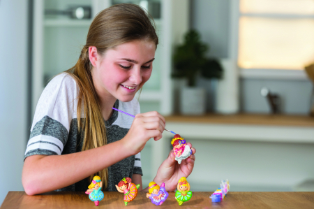 Atelier creativ Modeleaza si picteaza - Balerina cu sclipici [3]