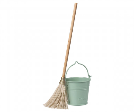 Jucării copii 5-6 ani - Găleată și mop pentru căsuța șoriceilor - în miniatură
