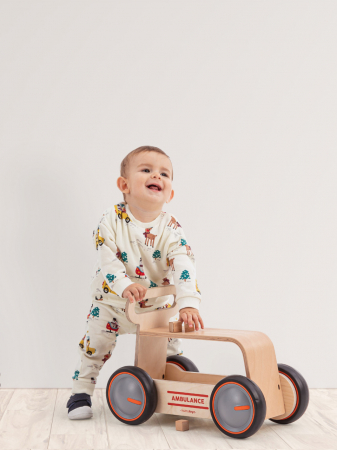 Masinuta ride-on, premergator si carucior de jucarii MamaToyz DriveMe Wood, Ambulanta - Jucarie din lemn 3 in 1 [11]