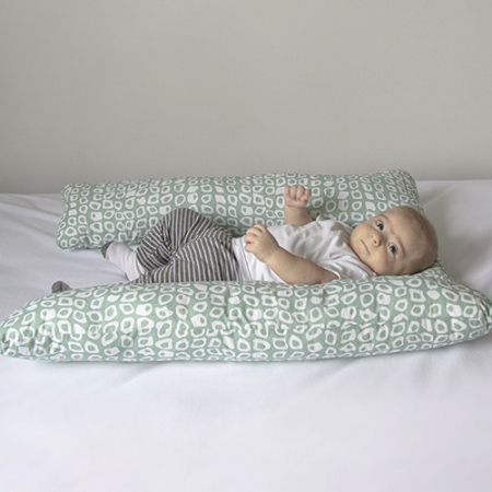 Perna 3 in 1 : babynest, pentru gravide si pentru alaptare in forma de U BabyJem (Culoare: Verde) [2]