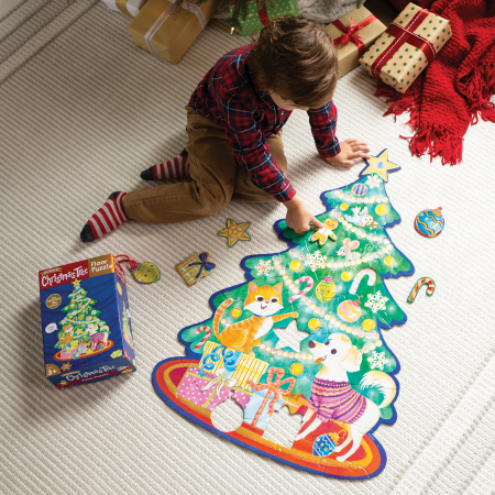 Puzzle de podea in forma de brad de Craciun, Shimmery Christmas Tree Floor Puzzle [7]